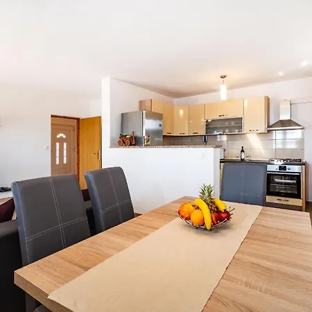 Apartman Anka Ясенице