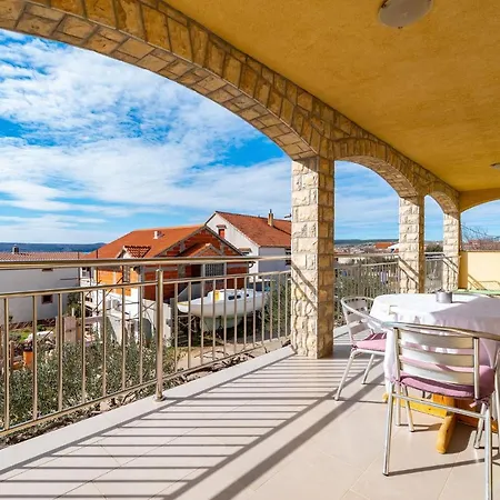 Apartman Anka Апартаменты *